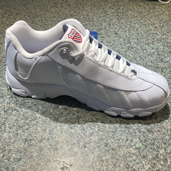 NWT Left Shoe Only white K-Swiss Memory Foam Comfort Technology size US 11.5 - Picture 2 of 8